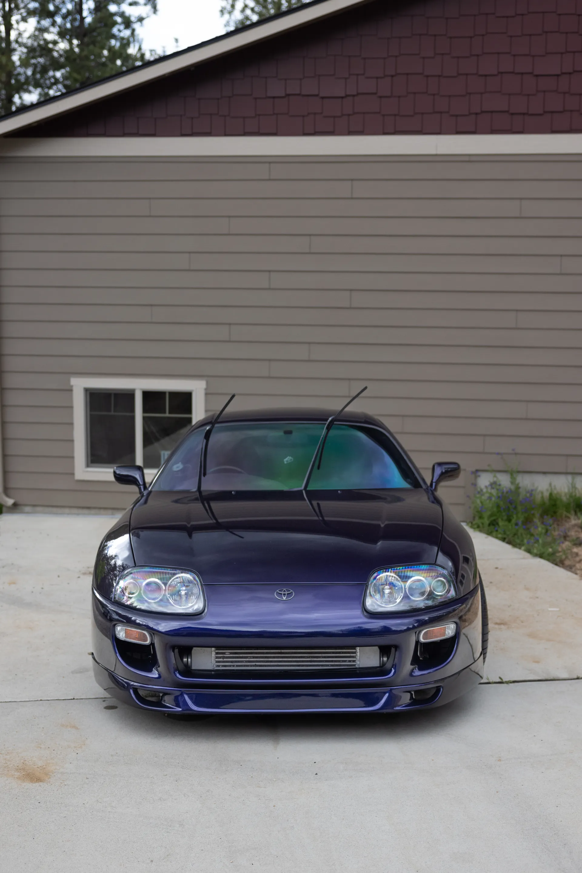 Toyota Supra Gen 4 - Photo 1