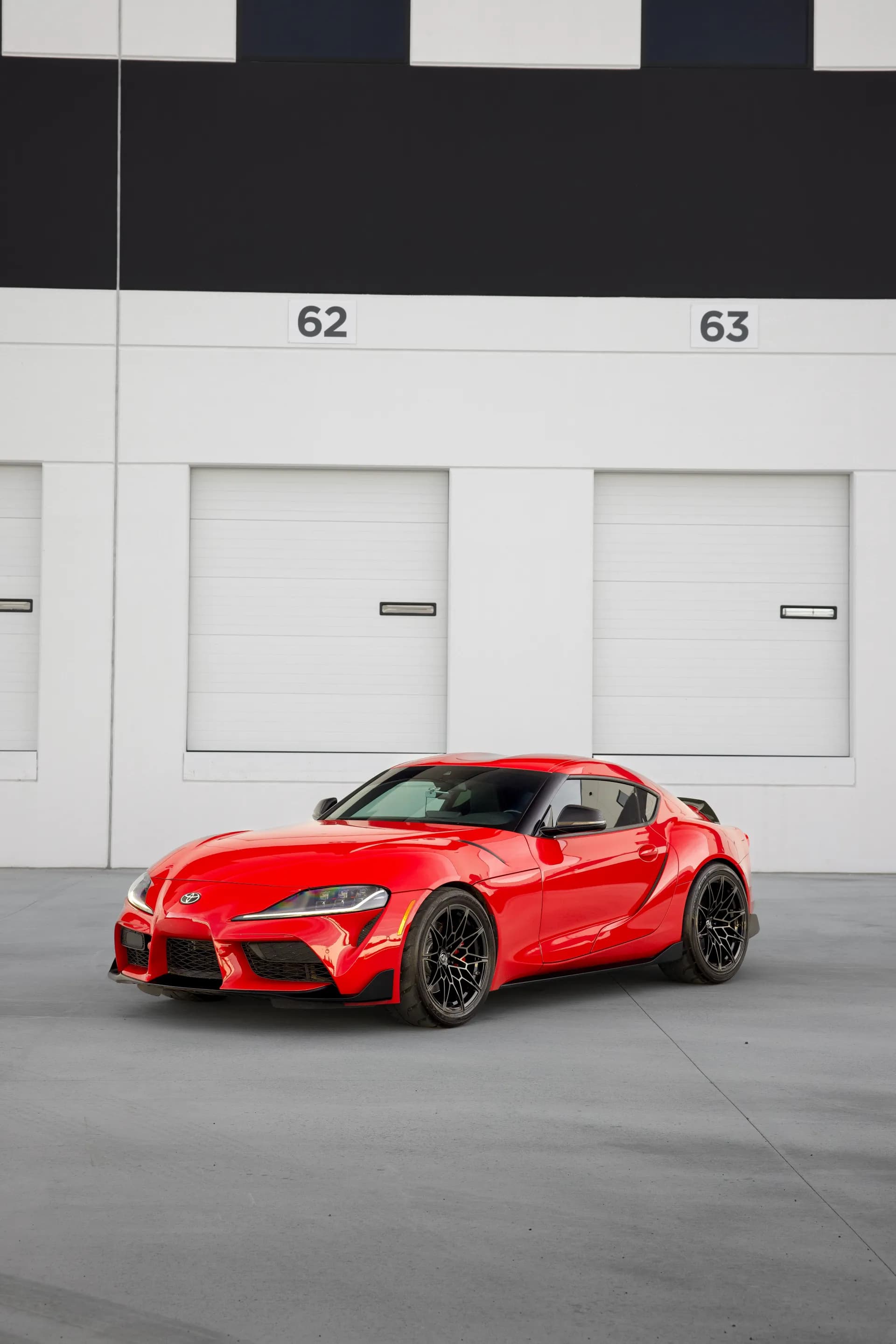 Toyota GR Supra - Photo 1